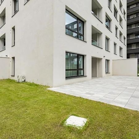 Fabulous With Garden Terrace Apartment