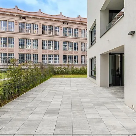Apartment Fabulous With Garden Terrace *