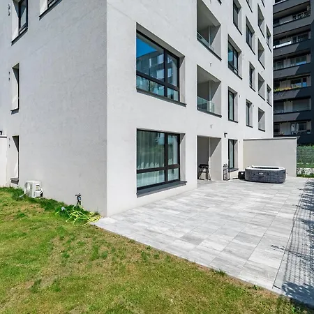 Apartamento Fabulous With Terrace & Free Parking Bratislava