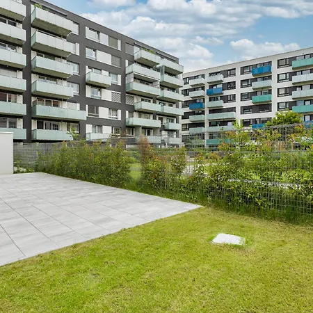 Fabulous With Terrace & Free Parking Apartamento Bratislava