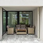 Fabulous With Terrace & Free Parking דירה *