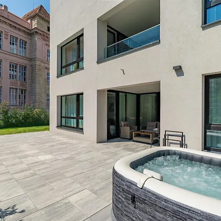 Fabulous With Garden Terrace Apartment Pressburg