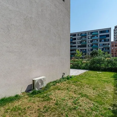 Fabulous With Garden Terrace Apartment Pressburg